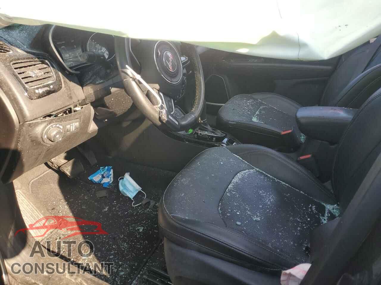 JEEP COMPASS 2020 - 3C4NJDCB8LT256014