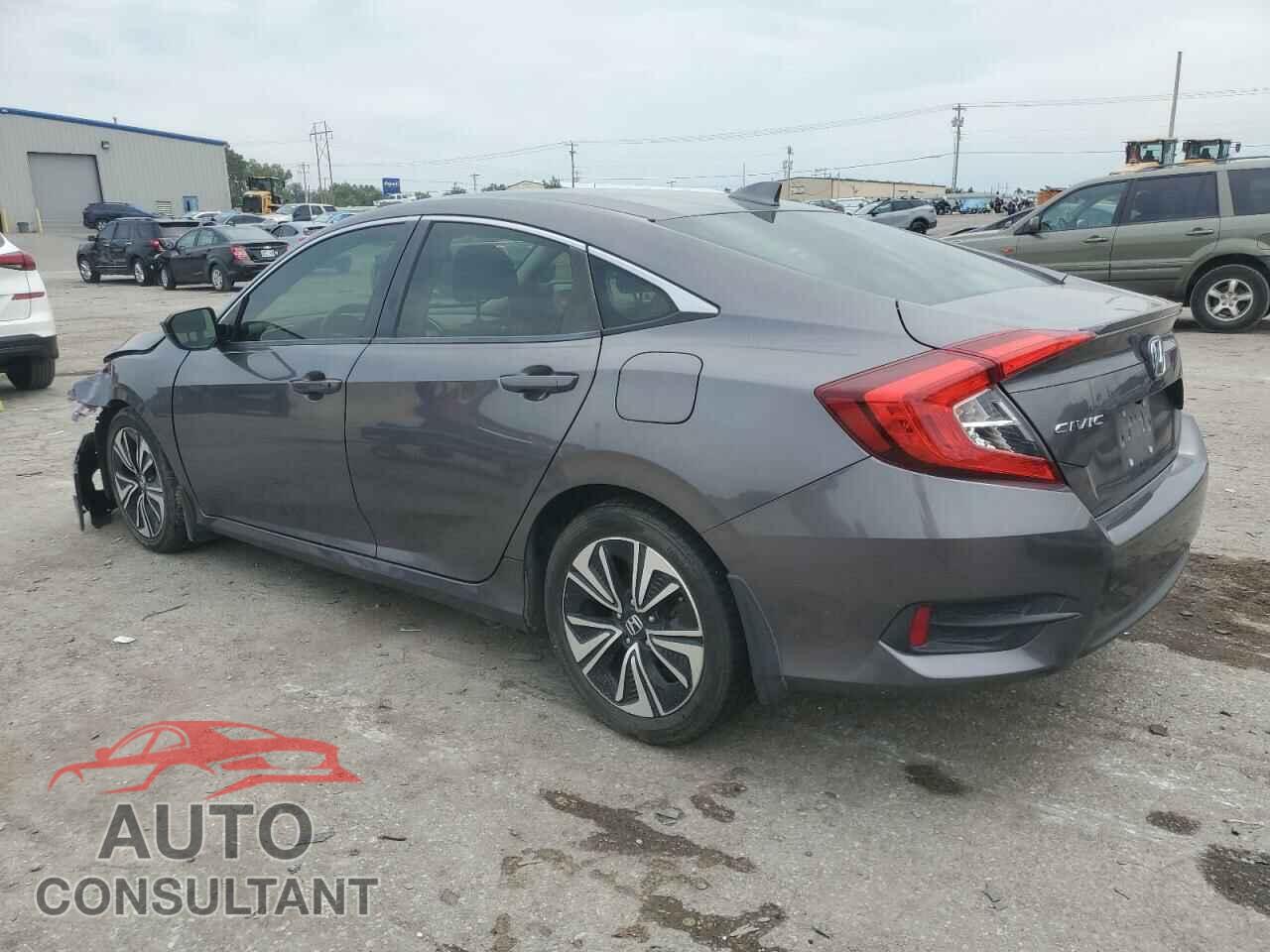 HONDA CIVIC 2018 - JHMFC1F77JX001097