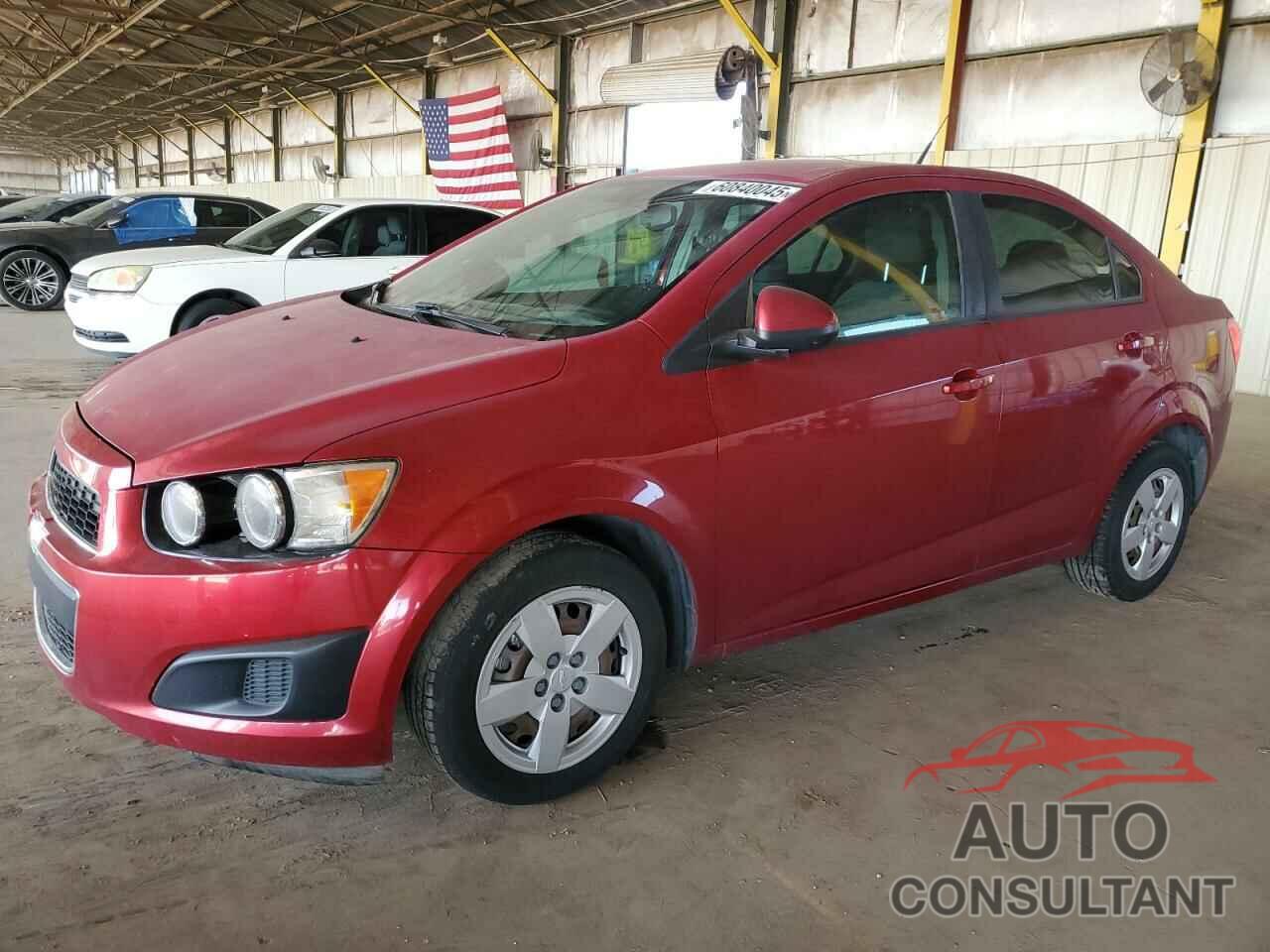 CHEVROLET SONIC 2013 - 1G1JA5SH0D4122043