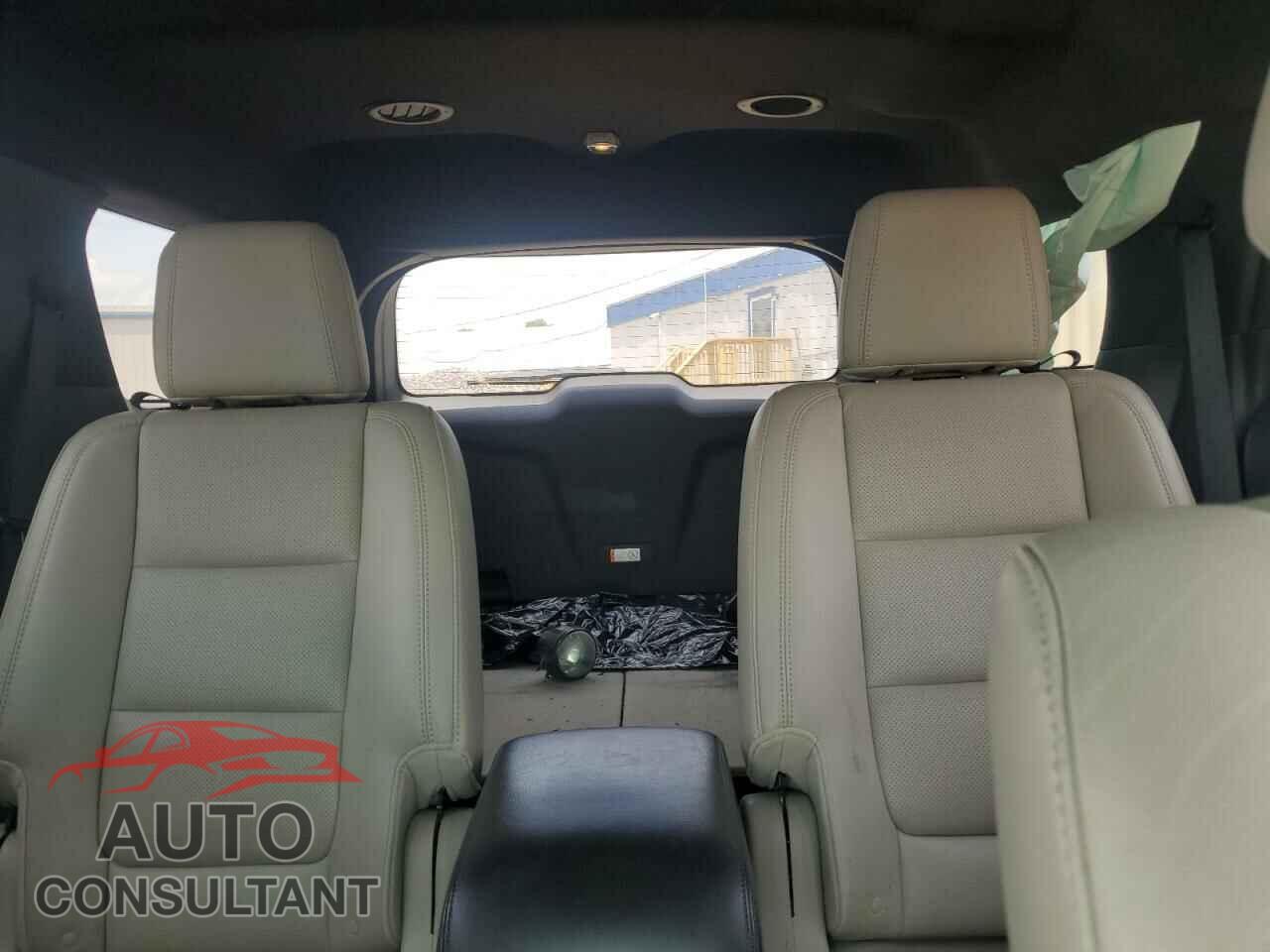 FORD EXPLORER 2011 - 1FMHK7F84BGA41174