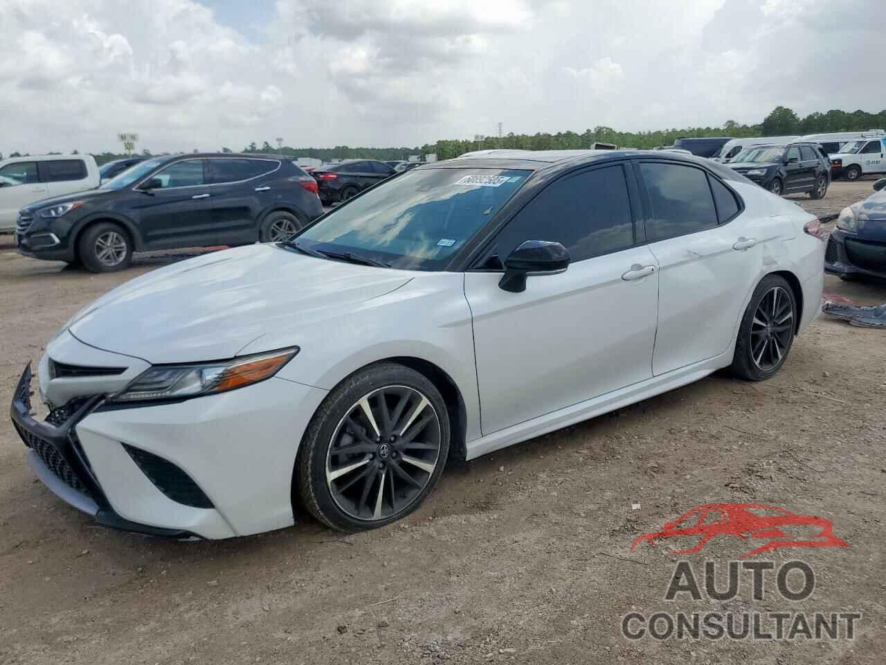 TOYOTA CAMRY 2019 - 4T1B61HKXKU242000