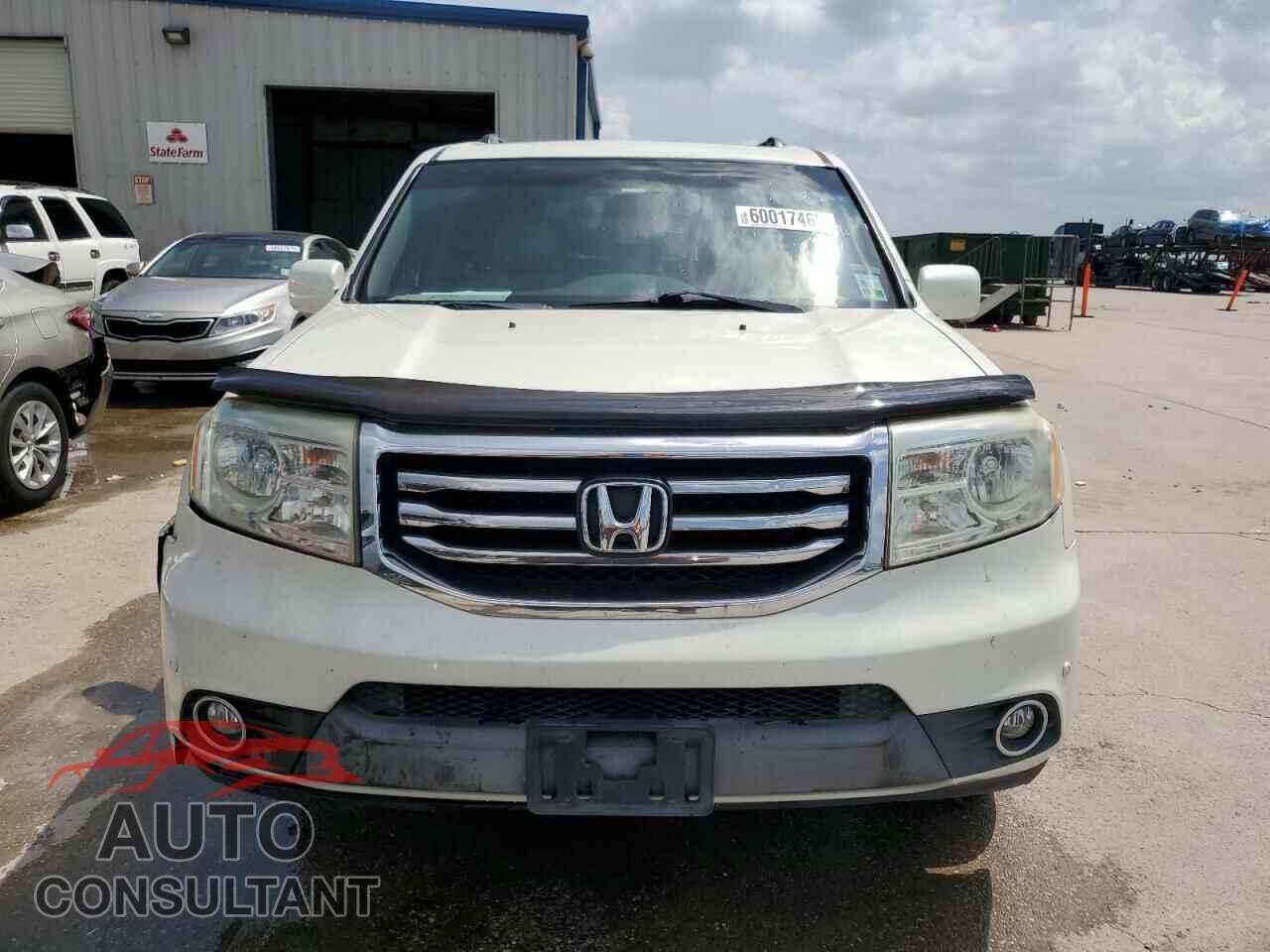 HONDA PILOT 2013 - 5FNYF3H90DB023498