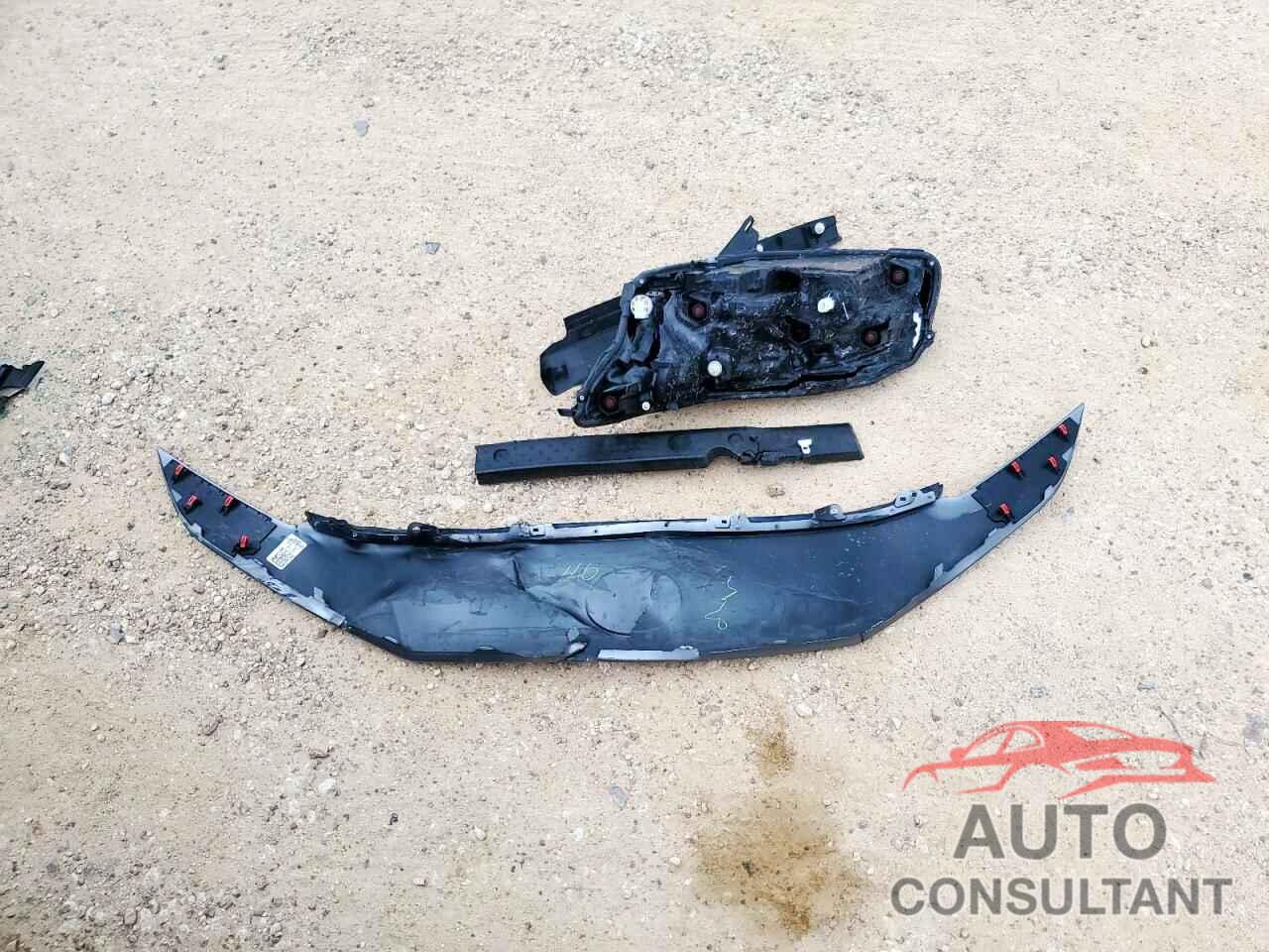 TOYOTA CAMRY 2025 - 4T1DAACK1SU510012