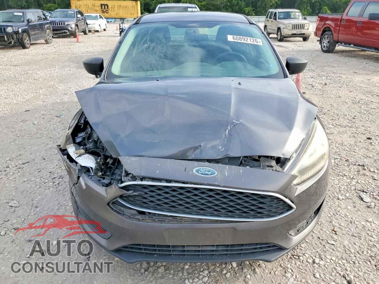 FORD FOCUS 2018 - 1FADP3E29JL325664