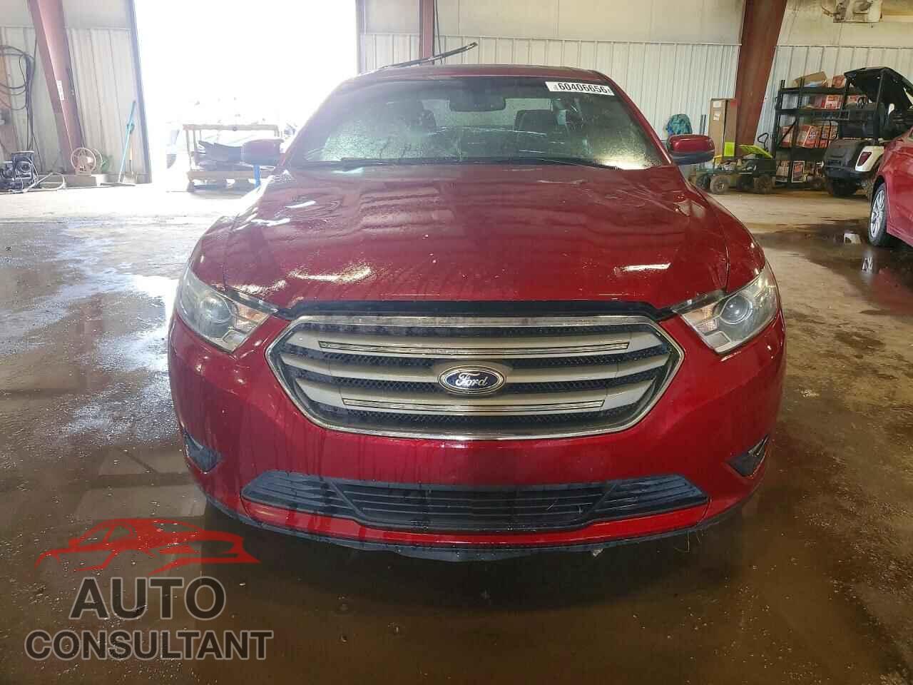 FORD TAURUS 2013 - 1FAHP2E81DG174610