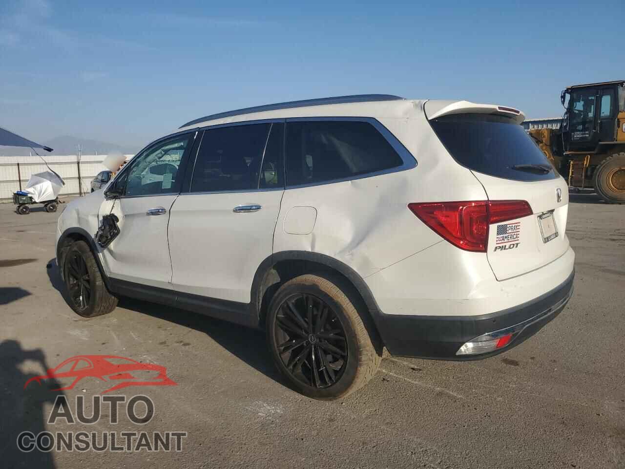 HONDA PILOT 2017 - 5FNYF5H99HB033643