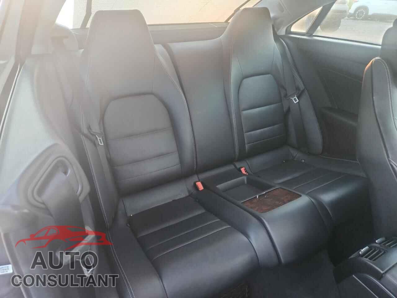 MERCEDES-BENZ E-CLASS 2012 - WDDKJ5KB0CF160727