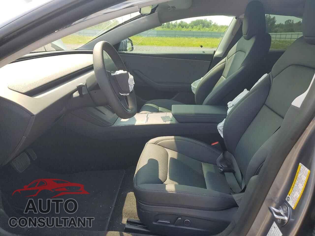 TESLA MODEL 3 2026 - LRW3E7FAXTC851326