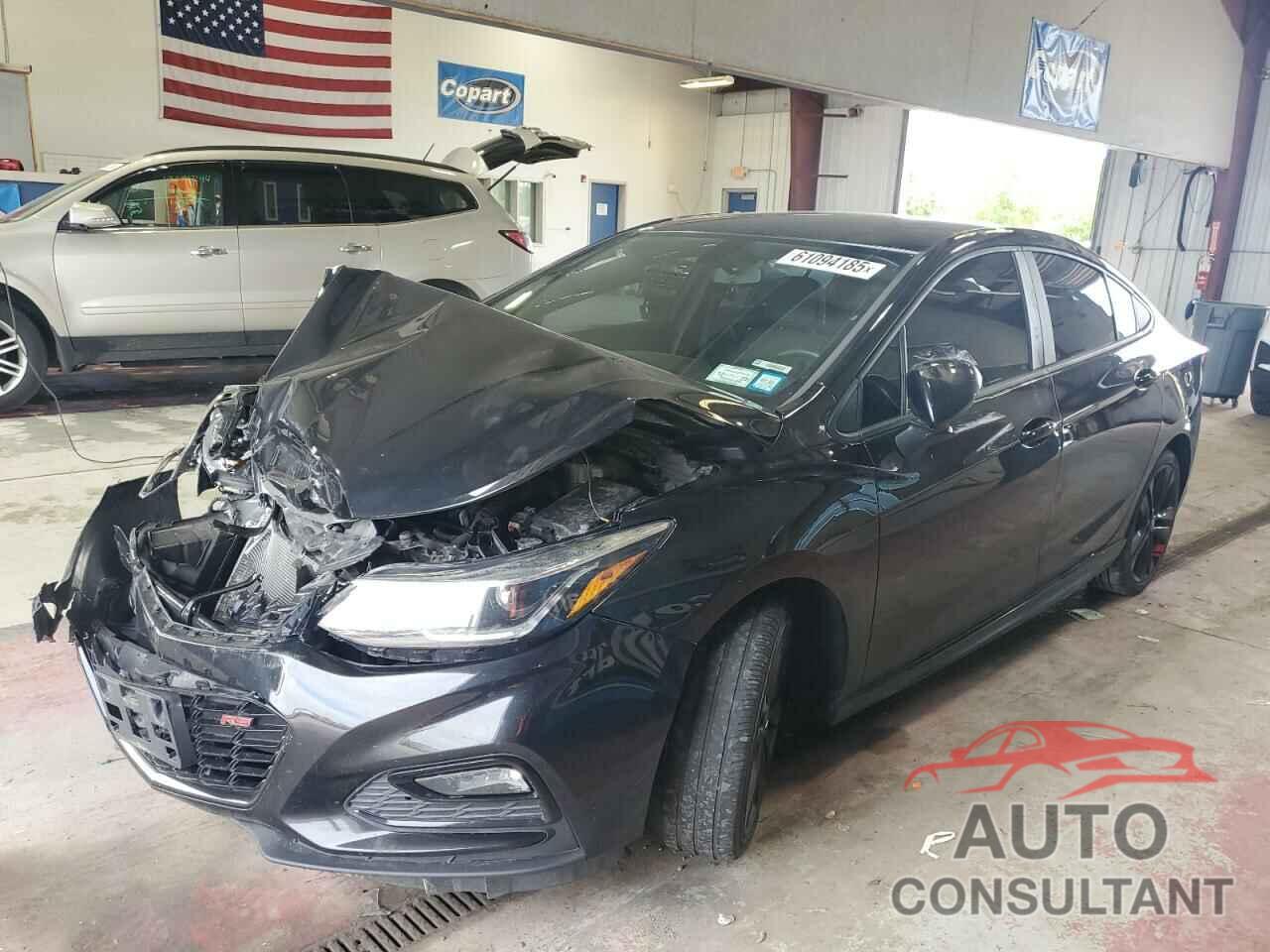 CHEVROLET CRUZE 2018 - 1G1BE5SMXJ7108781
