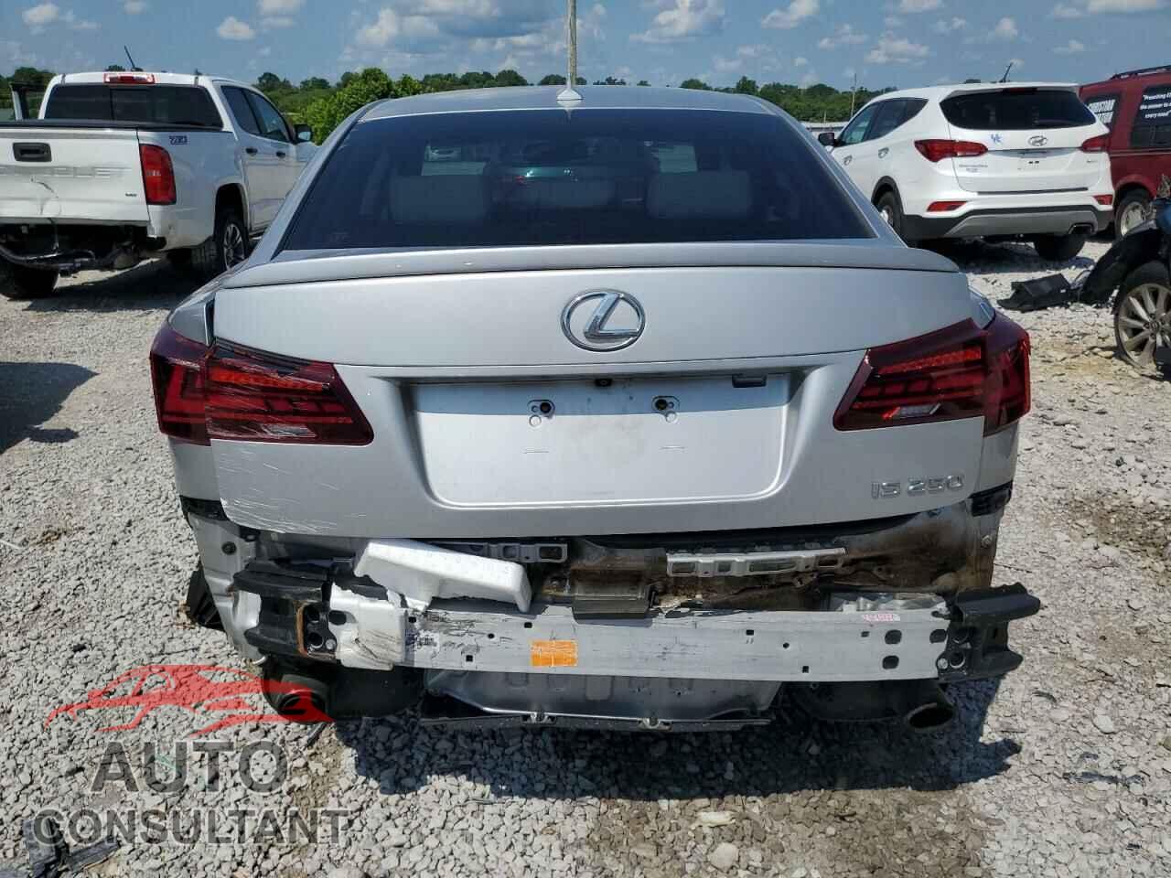 LEXUS IS 2011 - JTHBF5C28B5152601
