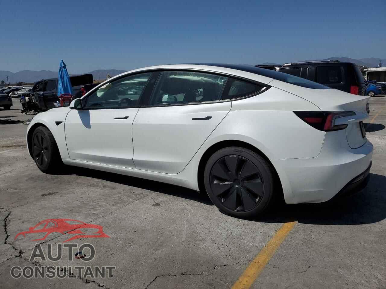 TESLA MODEL 3 2024 - 5YJ3E1EB4RF745749