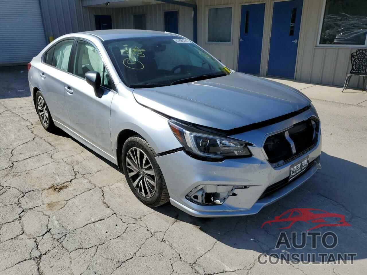 SUBARU LEGACY 2018 - 4S3BNAB6XJ3003652