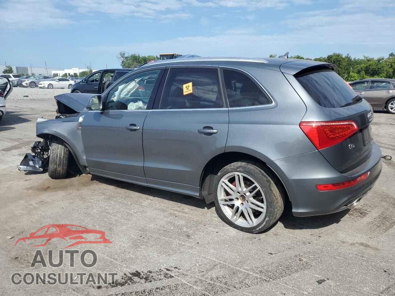 AUDI Q5 2012 - WA1DKAFP3CA107574