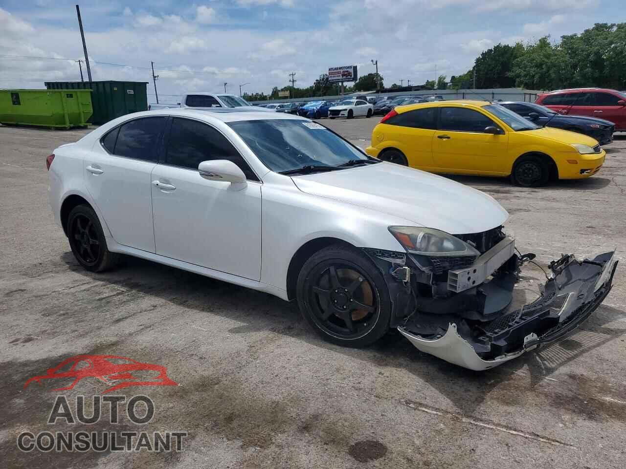 LEXUS IS 2011 - JTHCE5C20B5000464