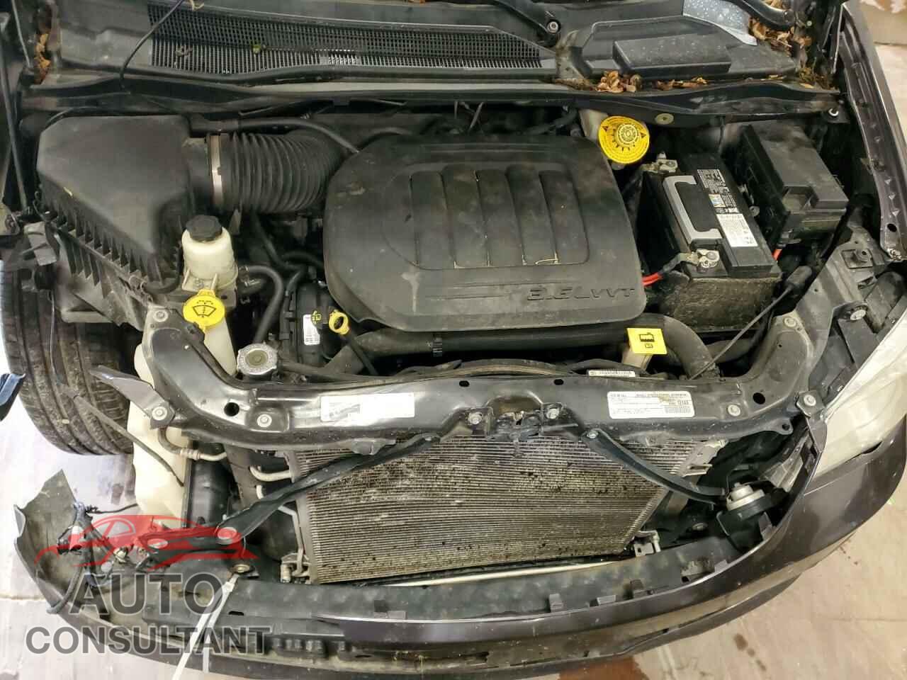 DODGE CARAVAN 2018 - 2C4RDGCG0JR209565