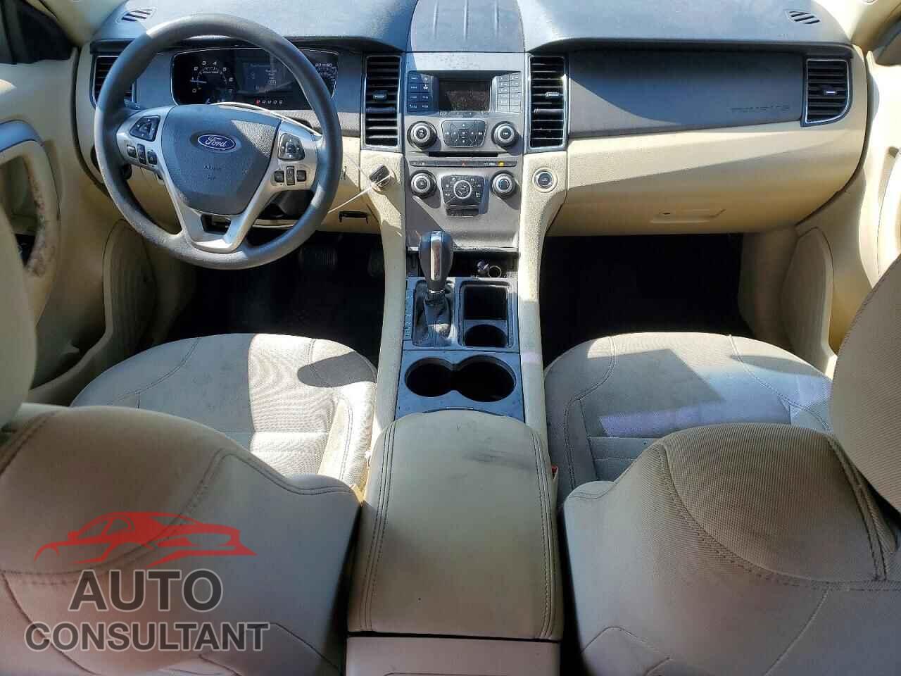 FORD TAURUS 2017 - 1FAHP2D82HG143003