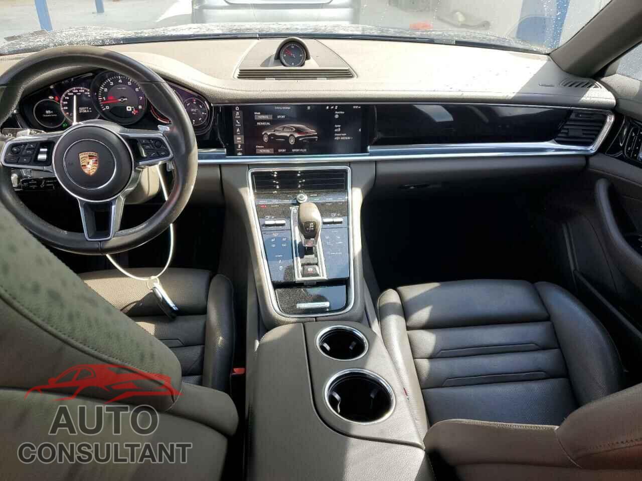 PORSCHE PANAMERA 2017 - WP0AA2A76HL102129