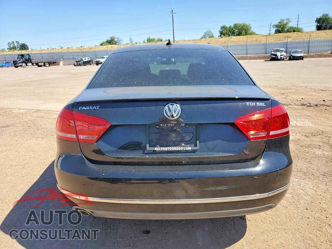 VOLKSWAGEN PASSAT 2013 - 1VWCN7A36DC050175