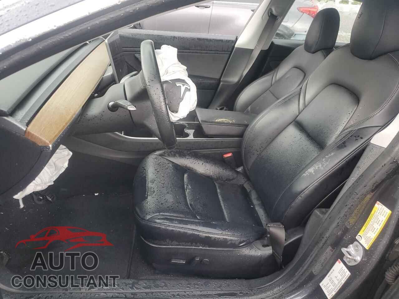 TESLA MODEL 3 2018 - 5YJ3E1EA3JF048228