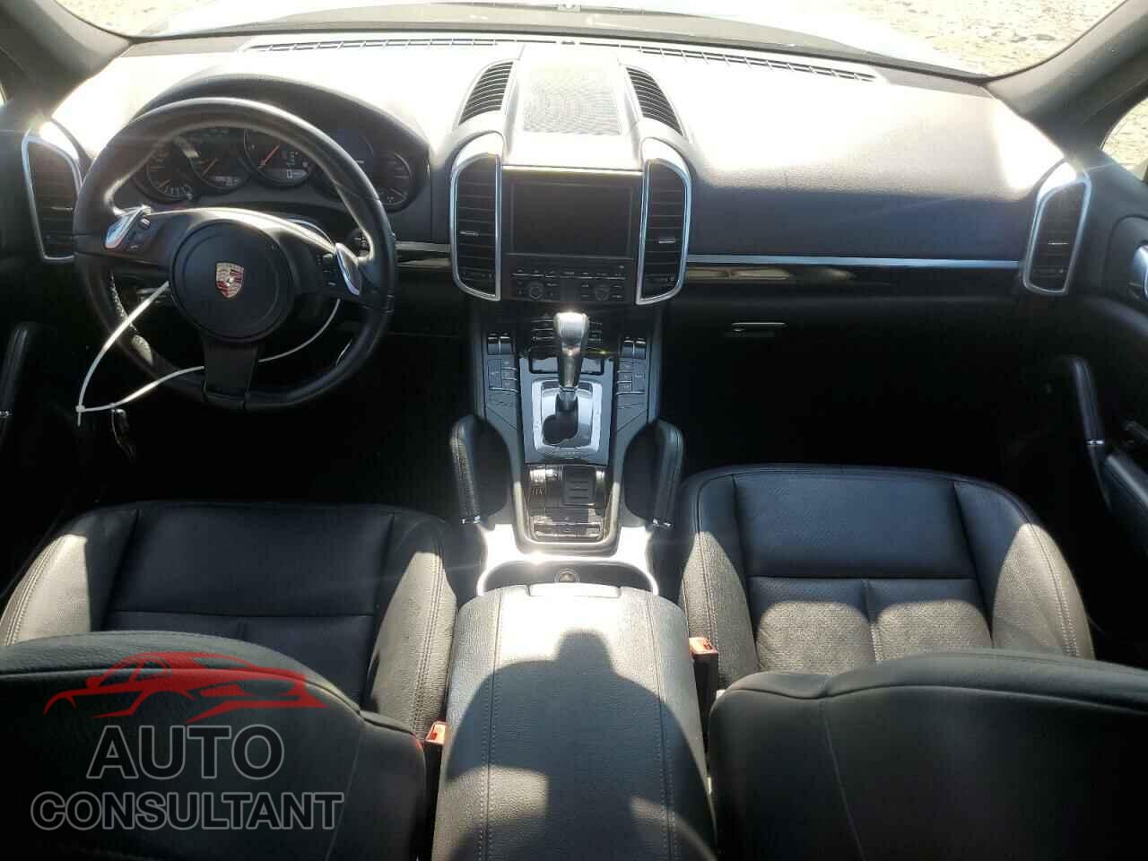PORSCHE CAYENNE 2011 - WP1AA2A20BLA10119