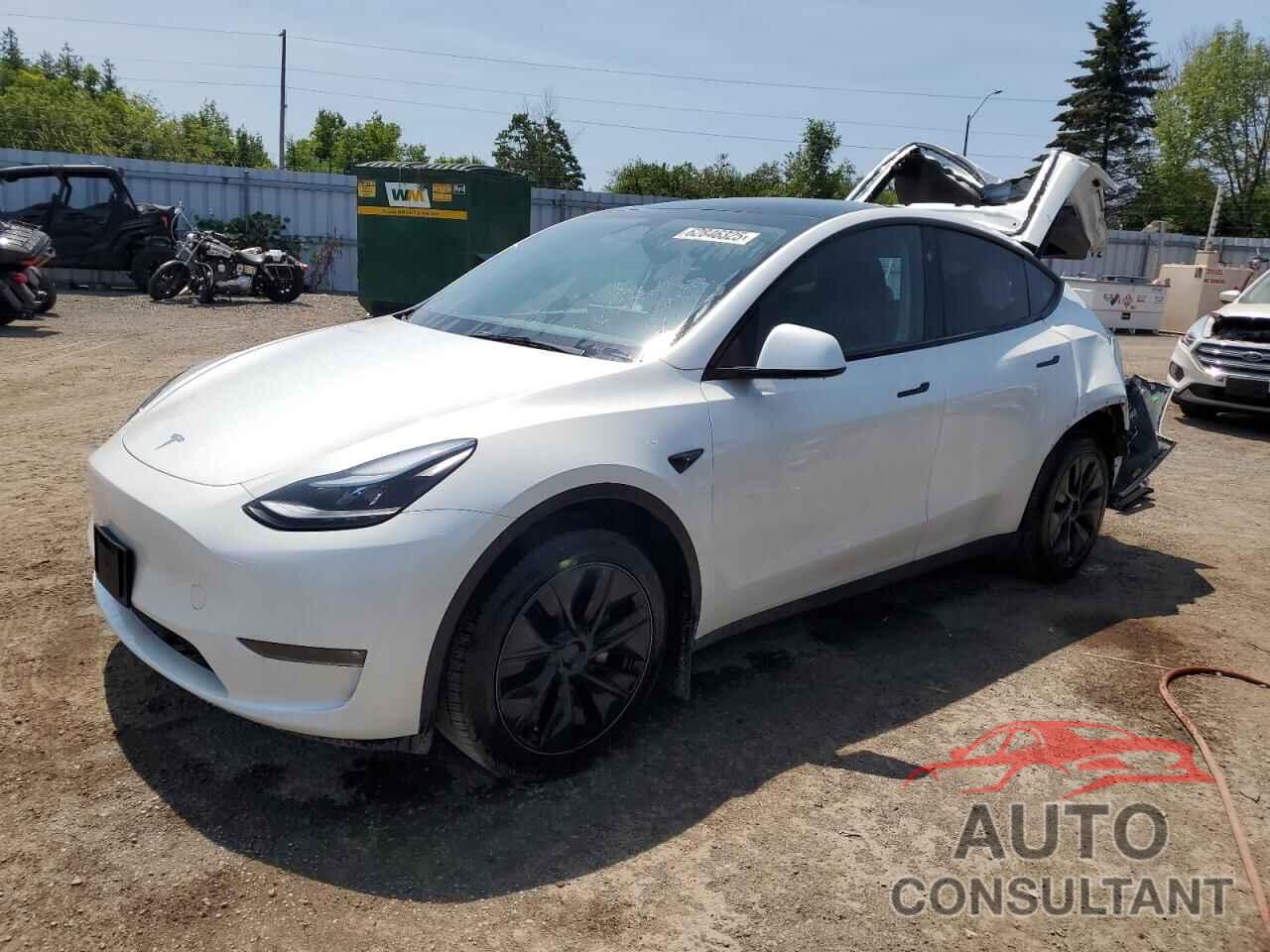 TESLA MODEL Y 2025 - 7SAYGDEE0SF283002