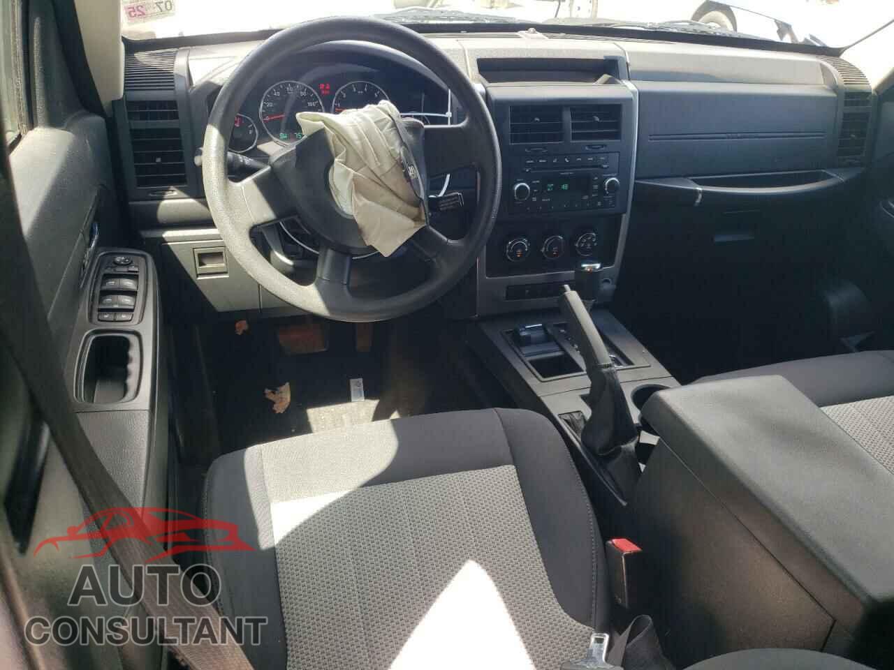 JEEP LIBERTY 2010 - 1J4PN2GK6AW128559