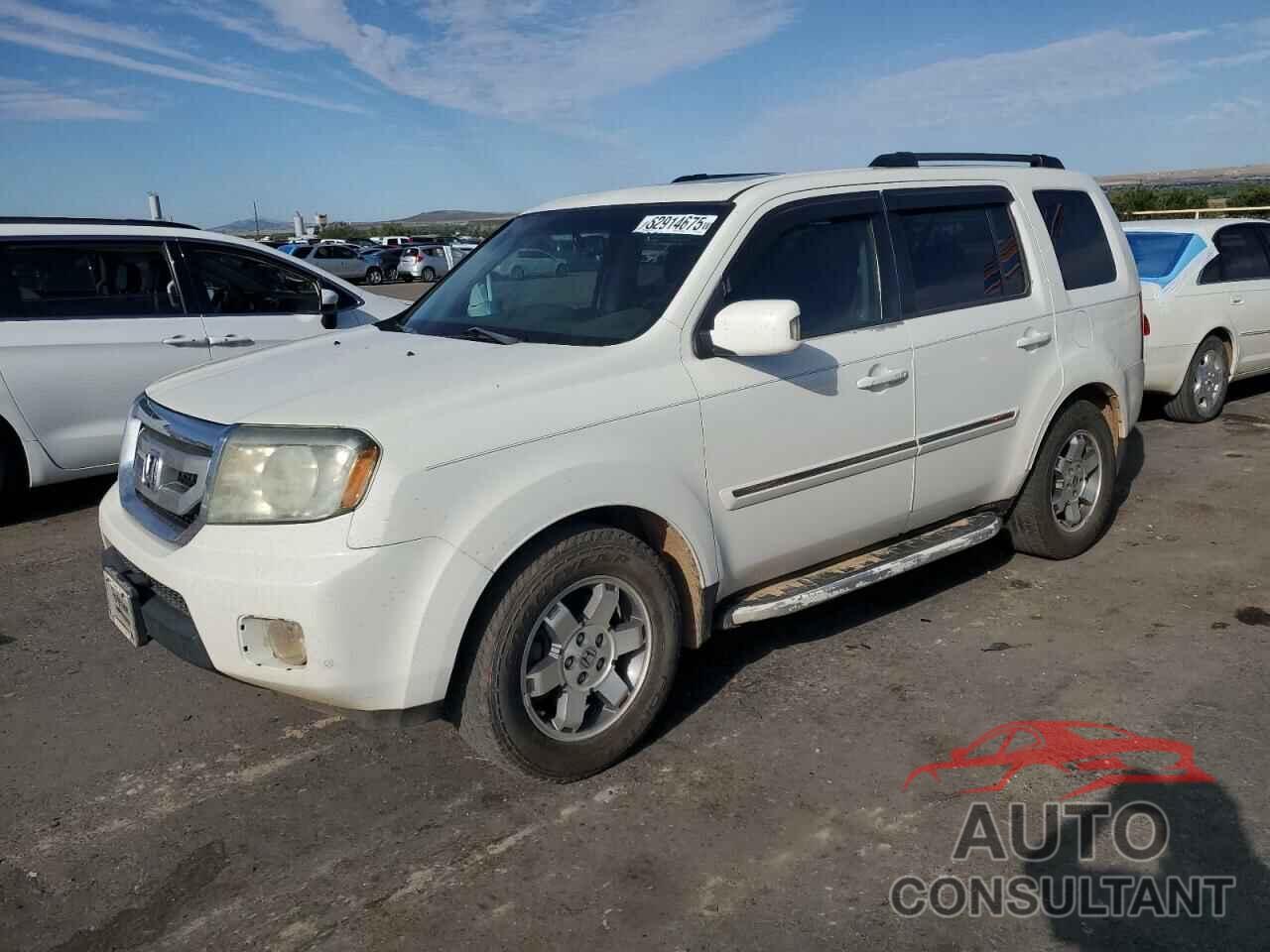 HONDA PILOT 2011 - 5FNYF4H90BB071795