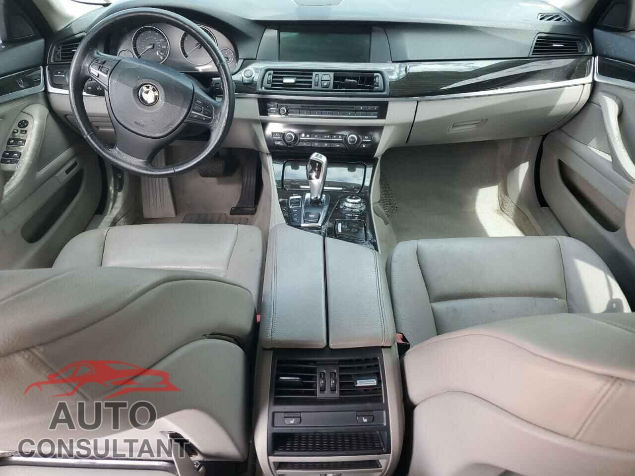 BMW 5 SERIES 2012 - WBAFU7C58CDU57762