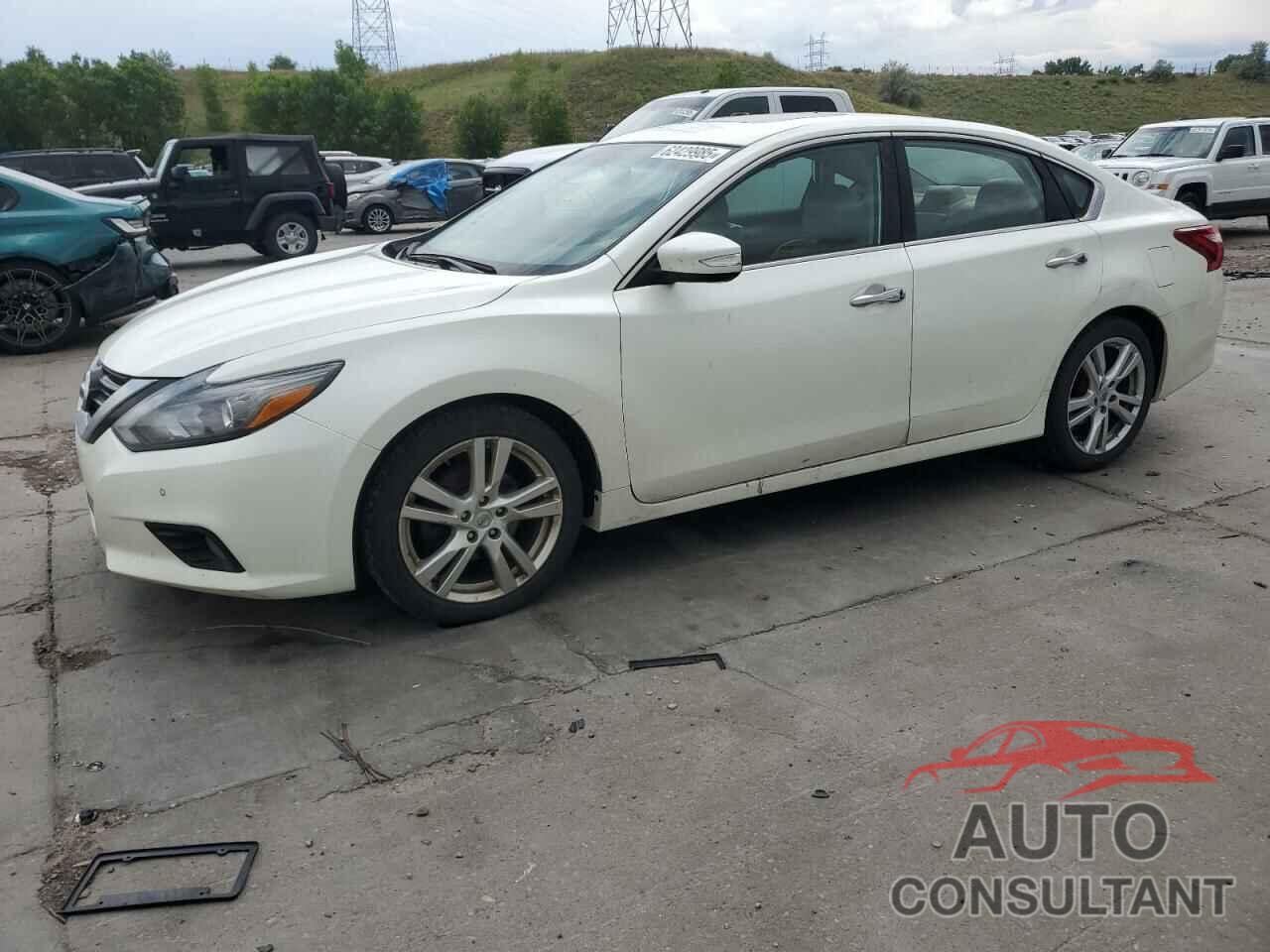NISSAN ALTIMA 2017 - 1N4BL3AP5HC165636