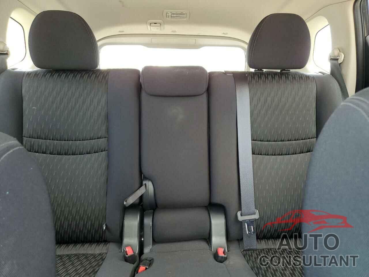 NISSAN ROGUE 2017 - 5N1AT2MT9HC802208