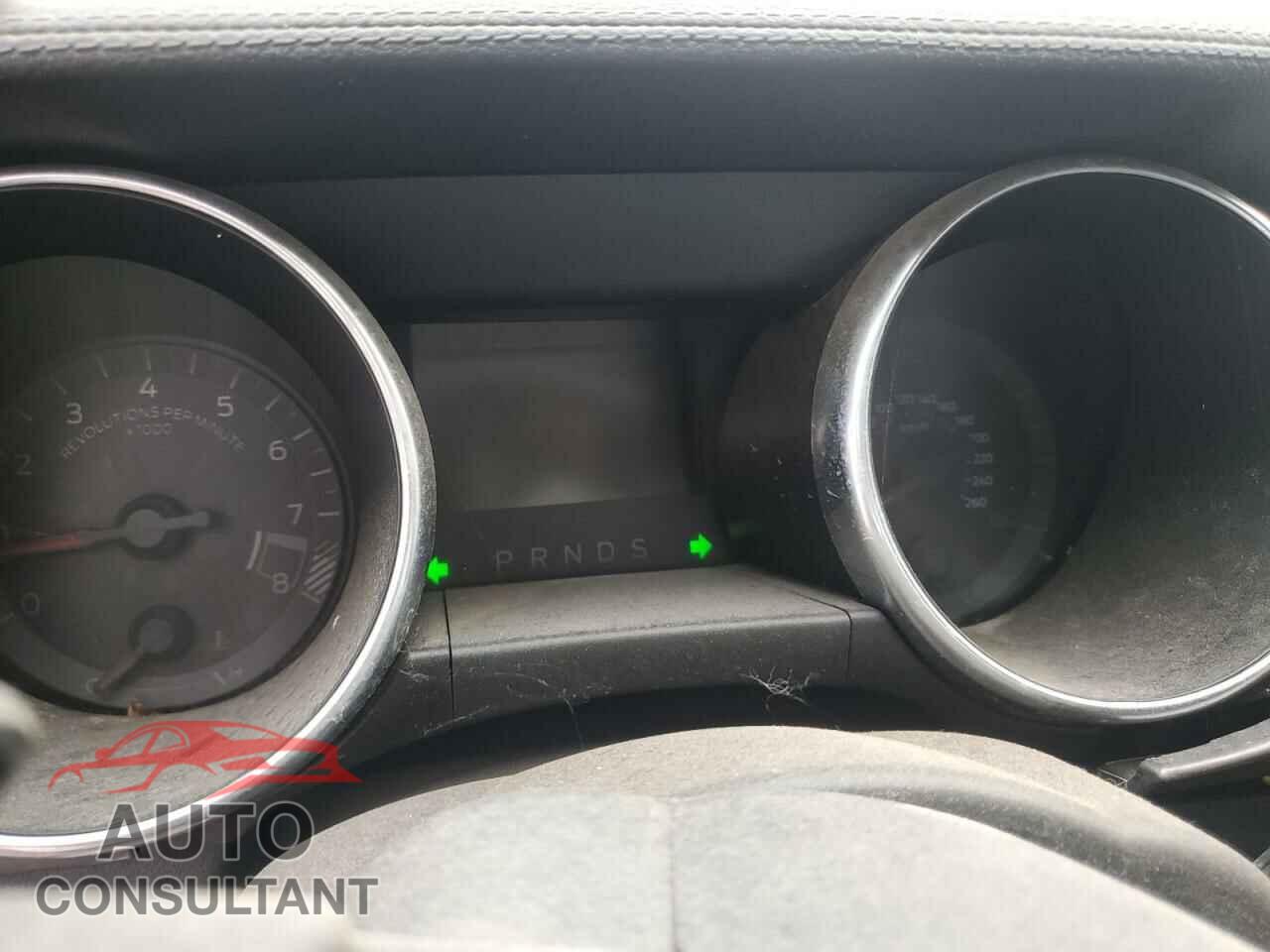FORD MUSTANG 2018 - 1FA6P8CF6J5106855