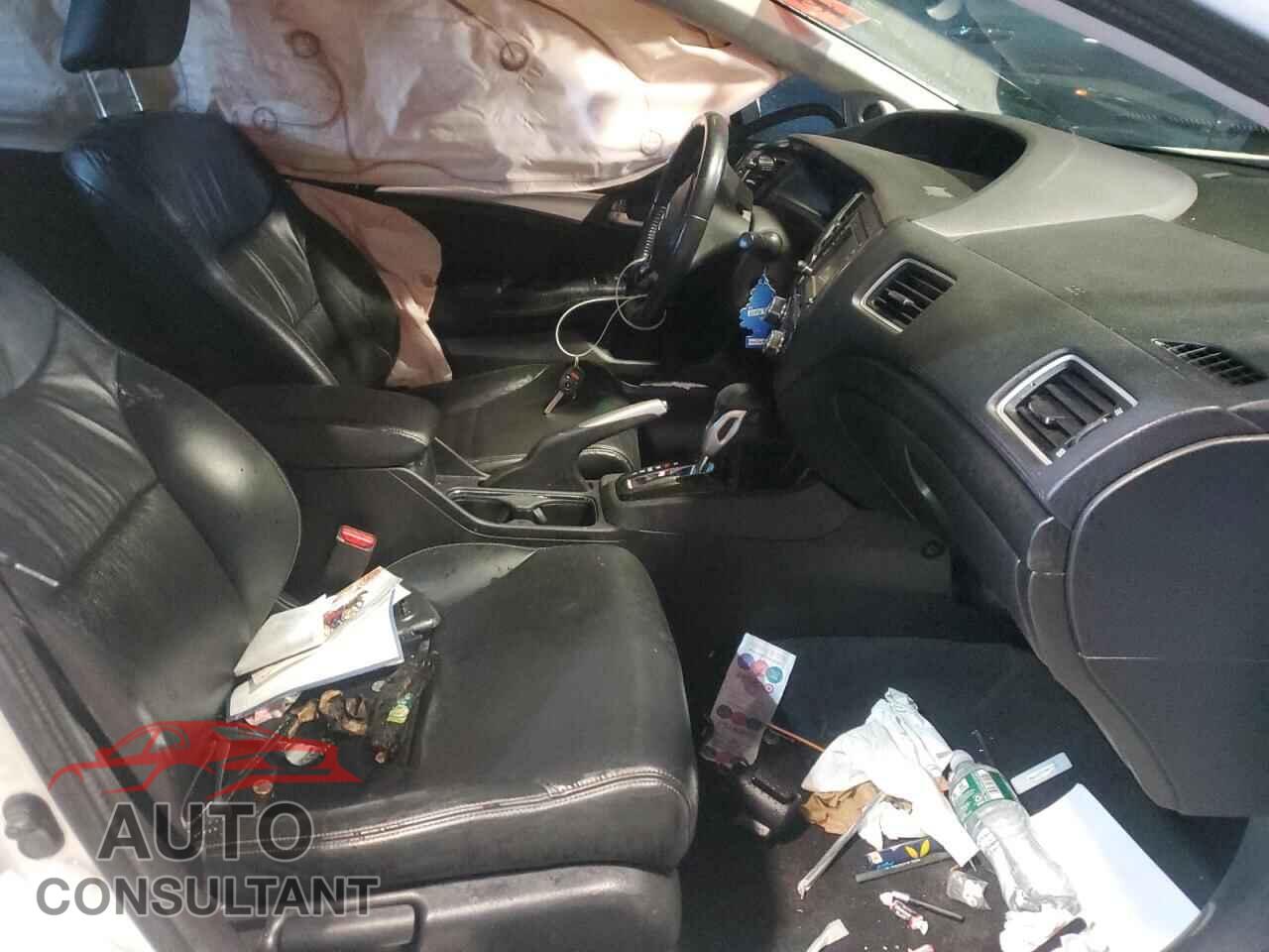 HONDA CIVIC 2013 - 19XFB2F99DE200085
