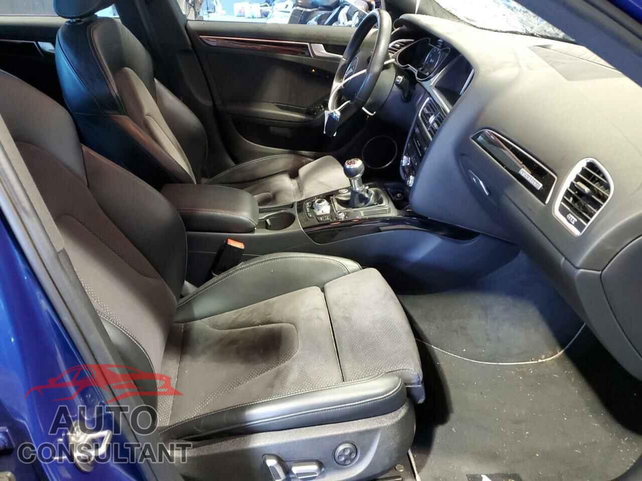 AUDI A4 2016 - WAUHFBFL4GN003184