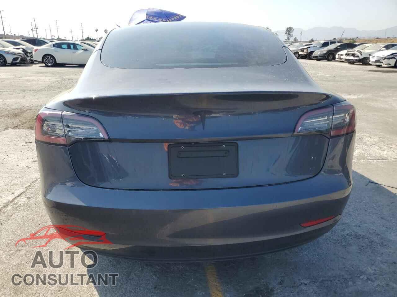 TESLA MODEL 3 2021 - 5YJ3E1EA2MF070385