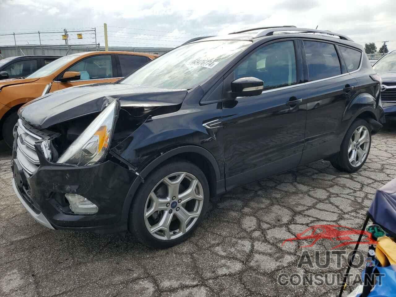 FORD ESCAPE 2018 - 1FMCU9J90JUB06148