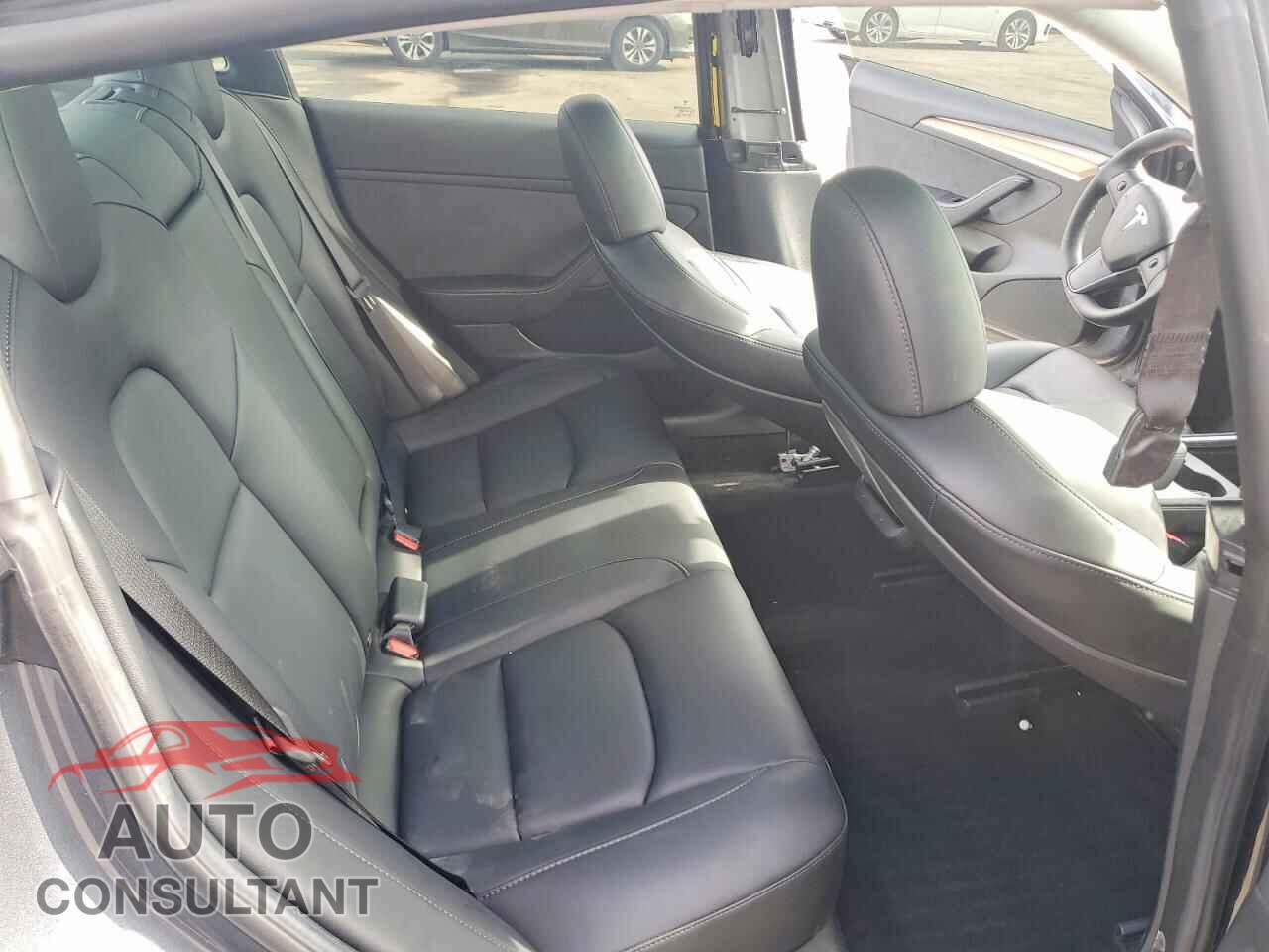 TESLA MODEL 3 2023 - 5YJ3E1EA5PF678003