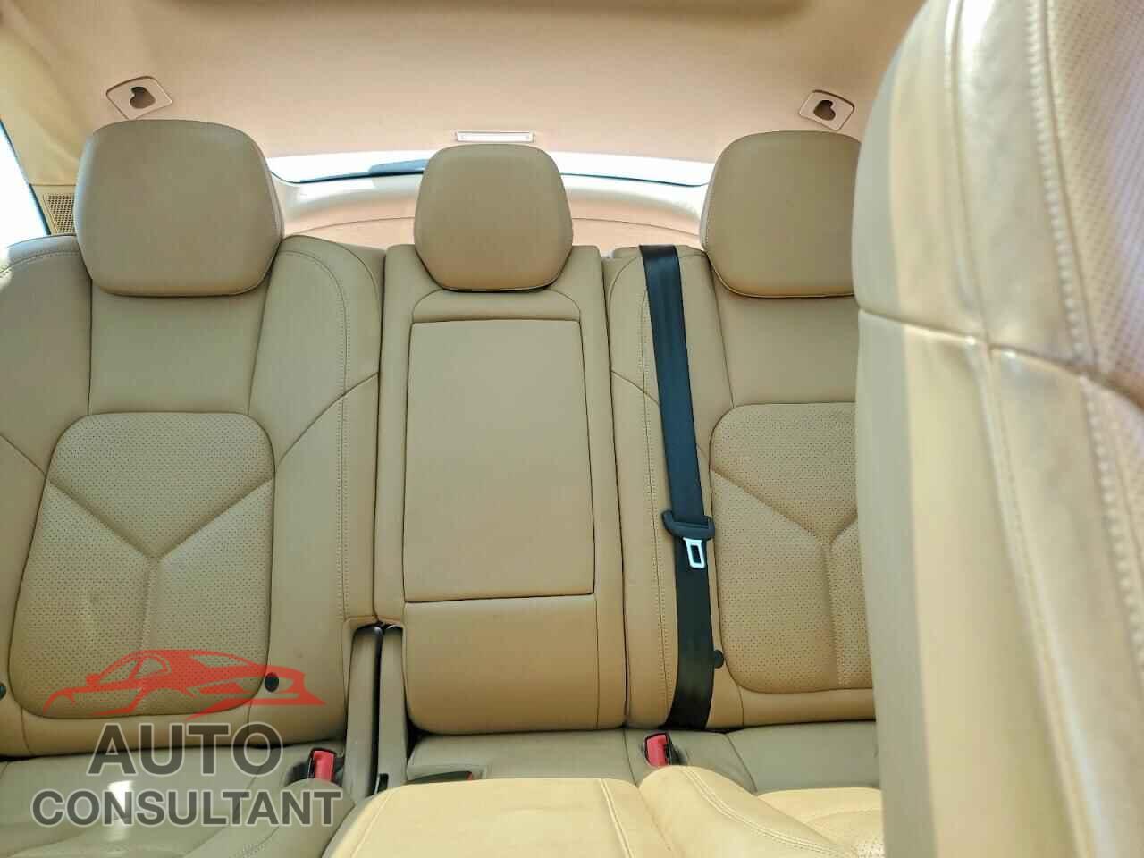 PORSCHE CAYENNE 2014 - WP1AF2A27ELA33080