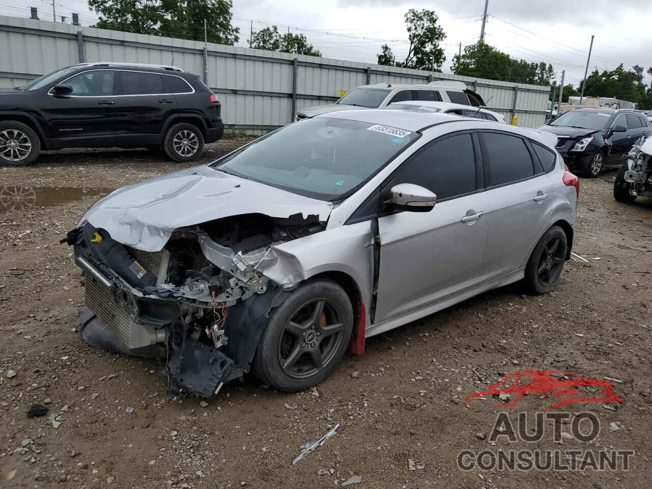 FORD FOCUS 2013 - 1FADP3L99DL261890