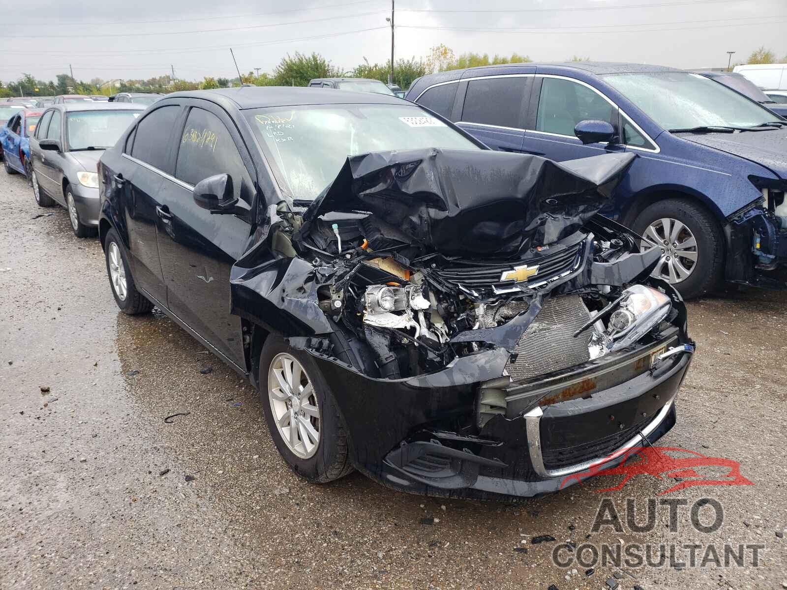 CHEVROLET SONIC 2017 - 1G1JD5SH6H4132105