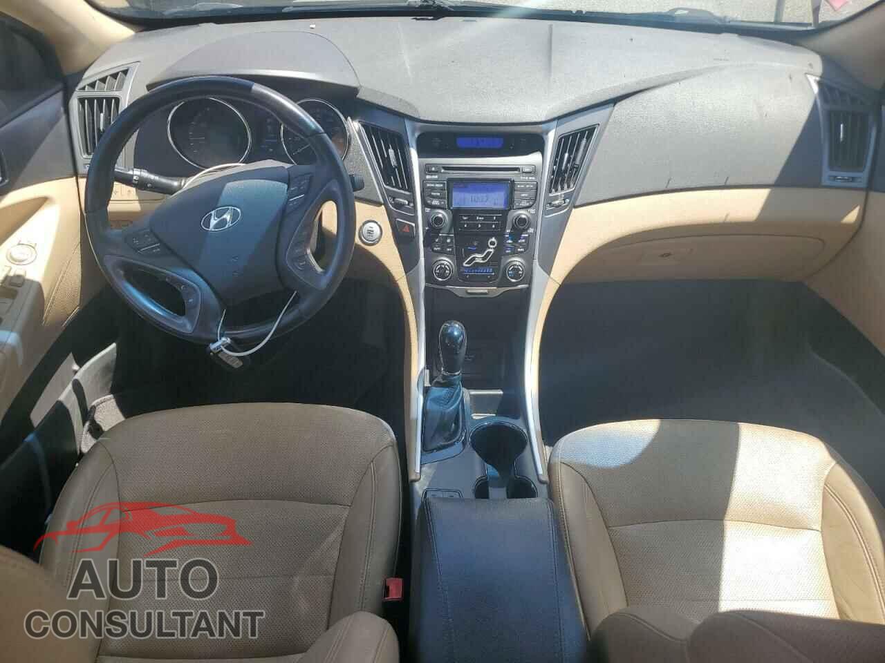 HYUNDAI SONATA 2012 - KMHEC4A45CA046682