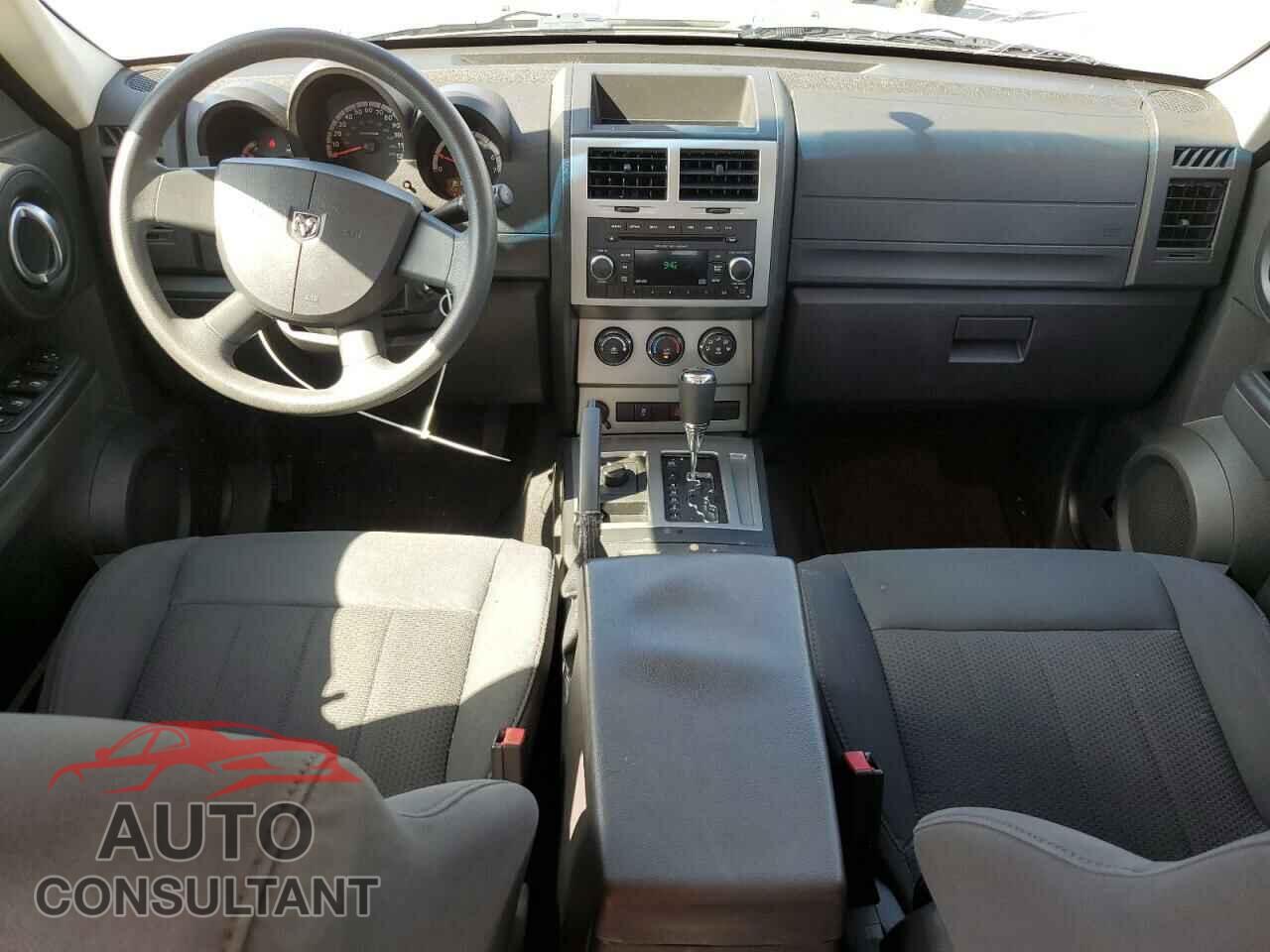 DODGE NITRO 2011 - 1D4PU2GK7BW596541