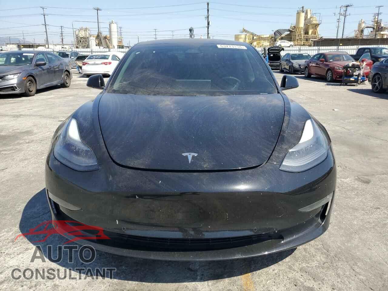 TESLA MODEL 3 2021 - 5YJ3E1EAXMF069467