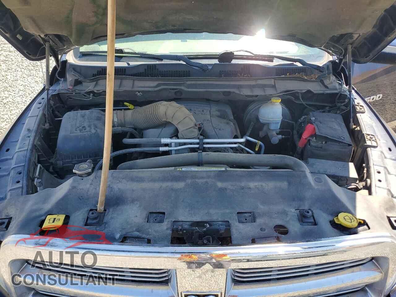 DODGE RAM 1500 2012 - 1C6RD7LT1CS192233