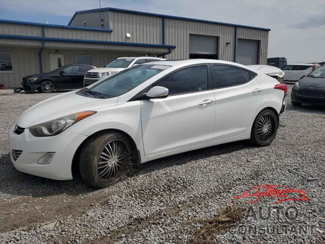 HYUNDAI ELANTRA 2013 - 5NPDH4AE1DH288387