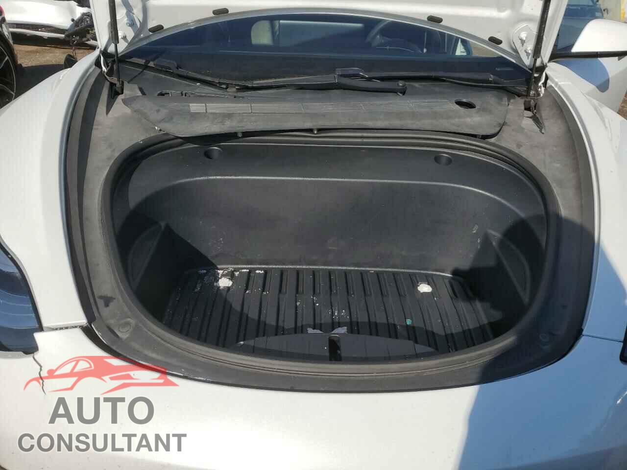 TESLA MODEL 3 2021 - 5YJ3E1EA5MF856990