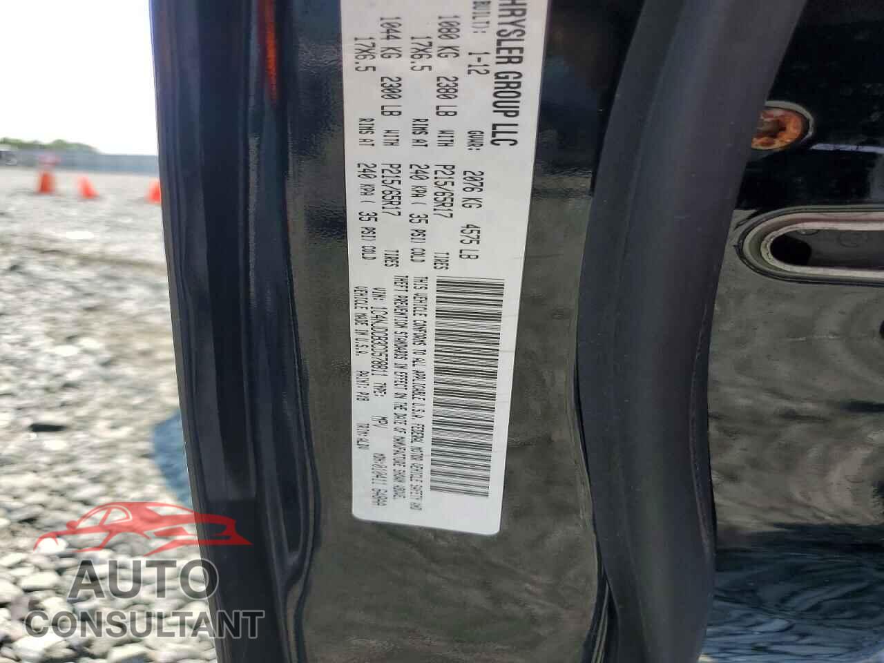 JEEP COMPASS 2012 - 1C4NJDCB3CD578811