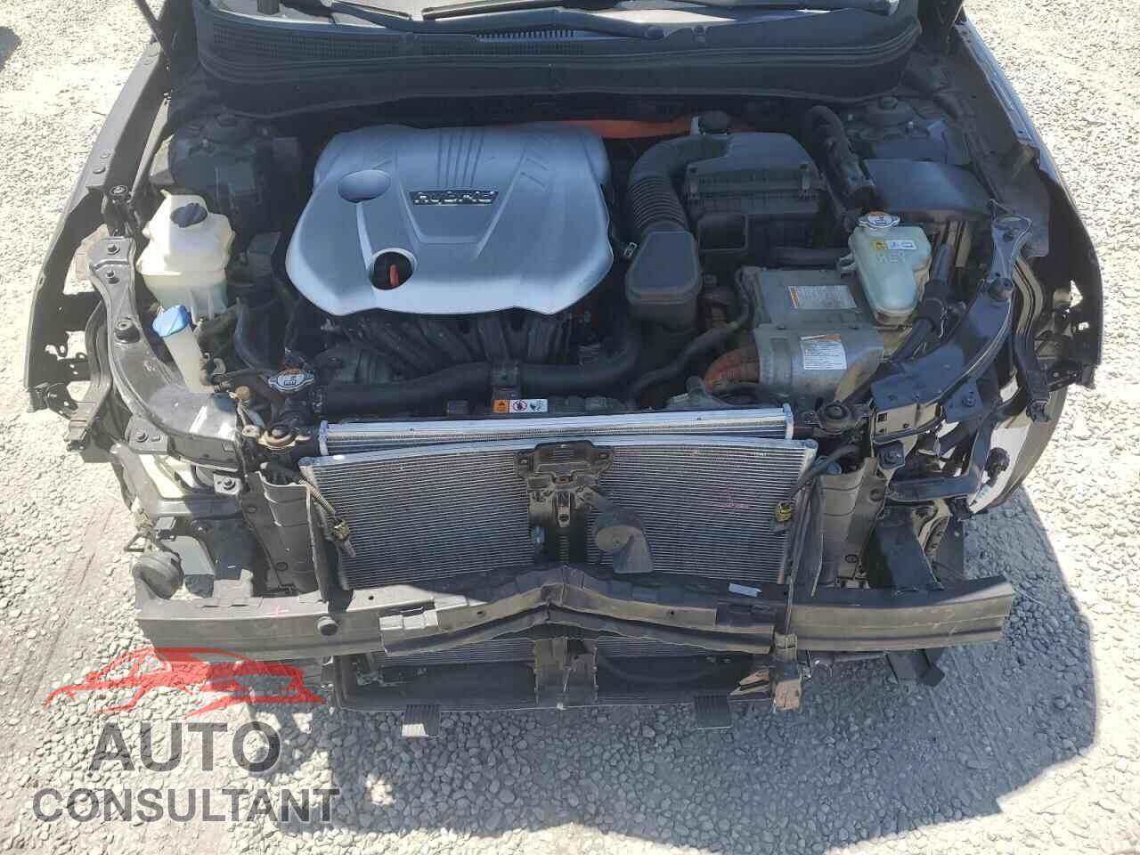 HYUNDAI SONATA 2015 - KMHEC4A49FA121016