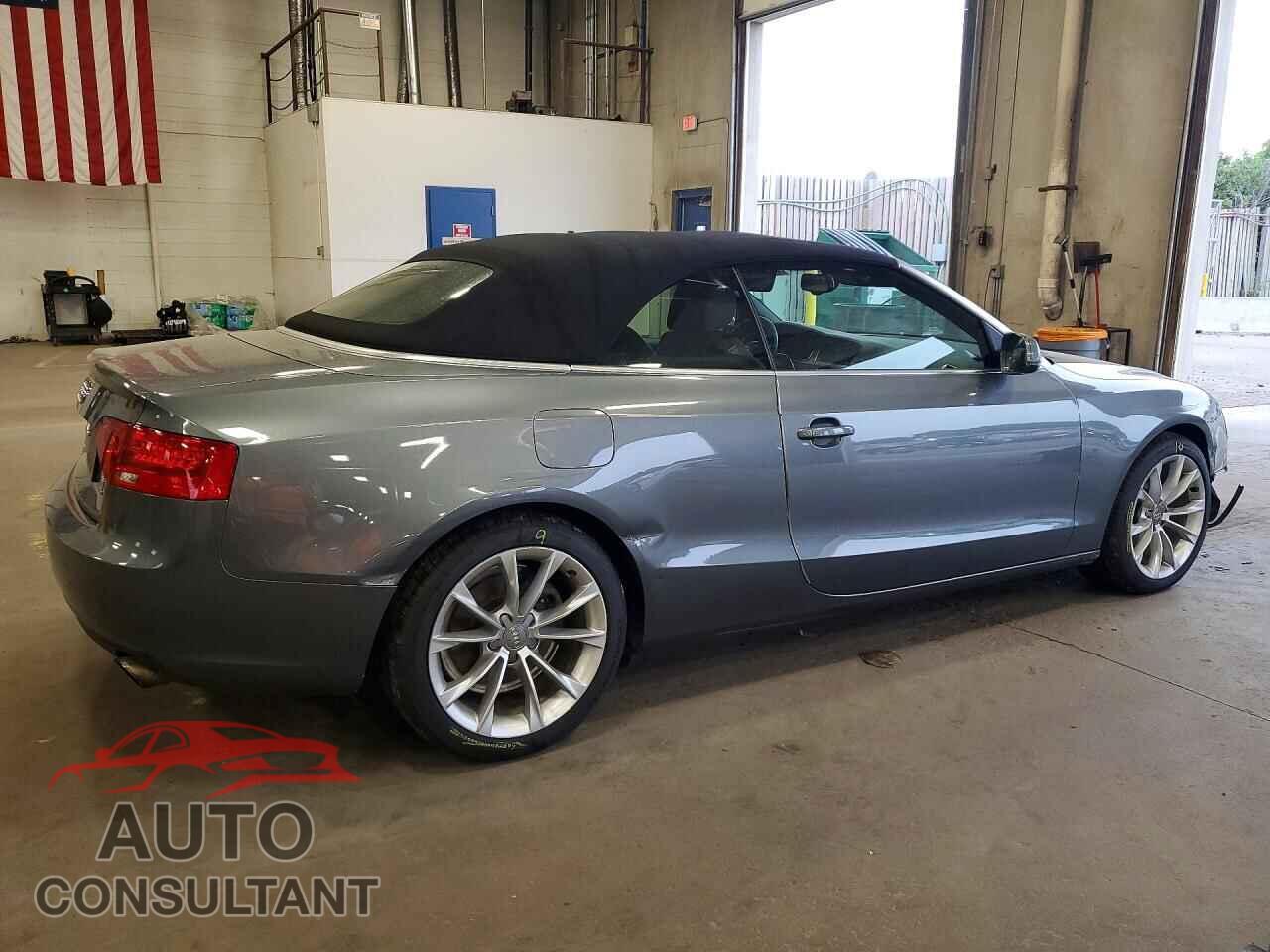 AUDI A5 2013 - WAULFAFH6DN015848