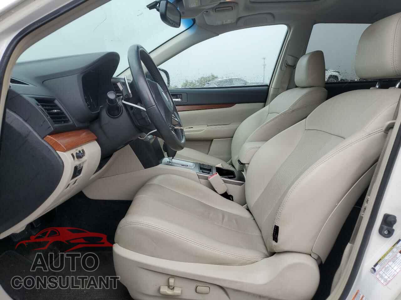 SUBARU OUTBACK 2014 - 4S4BRCNC4E3213134