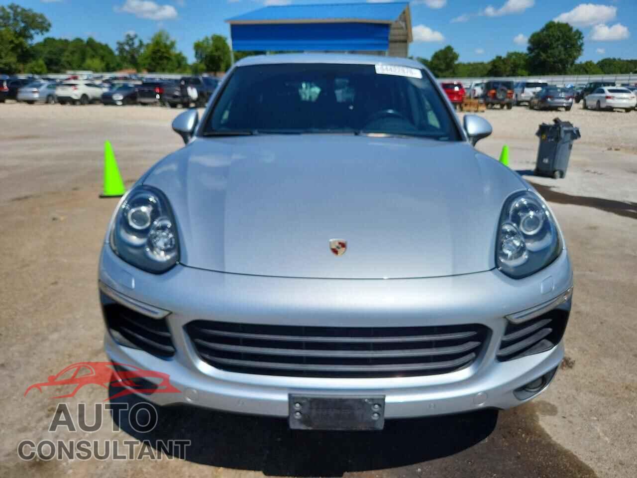 PORSCHE CAYENNE 2017 - WP1AE2A29HLA74804